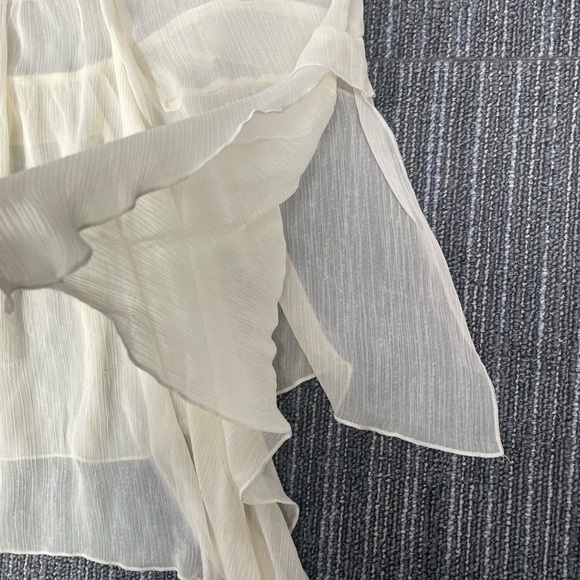 Matilda Jane Sheer White Sleeveless Tunic with Colorful Pattern - Picture 5 of 6